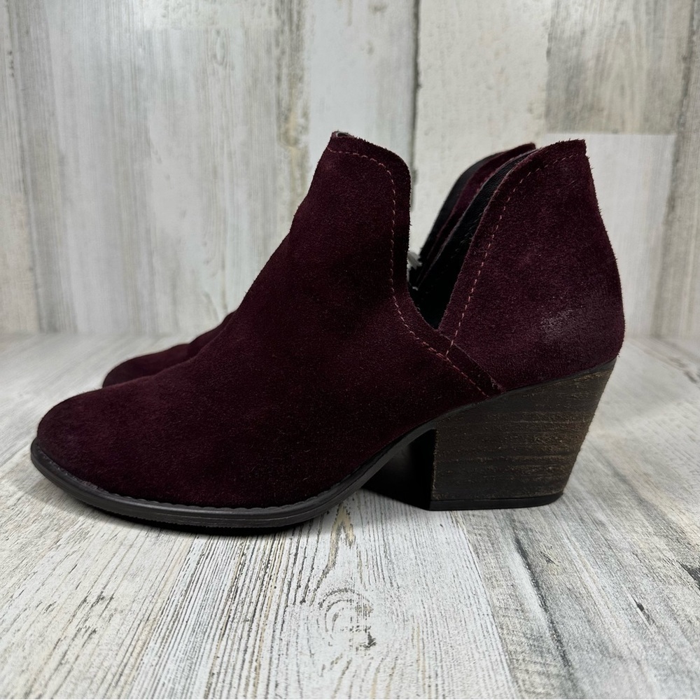 Steve Madden Adelphie Cut Out Burgundy Suede Ankle Boots #457